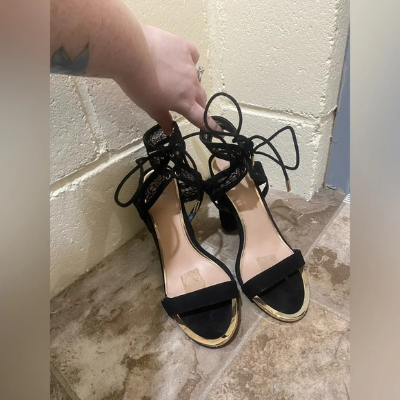 Women’s Disney x call it spring Alice through the looking glass  womens heels - Picture 4 of 17